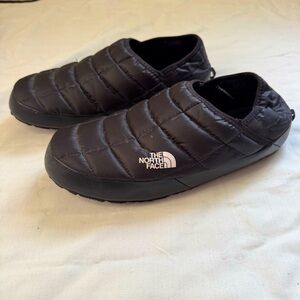 The North Face Men’s THERMOBALL™ Traction Mules sz 11
